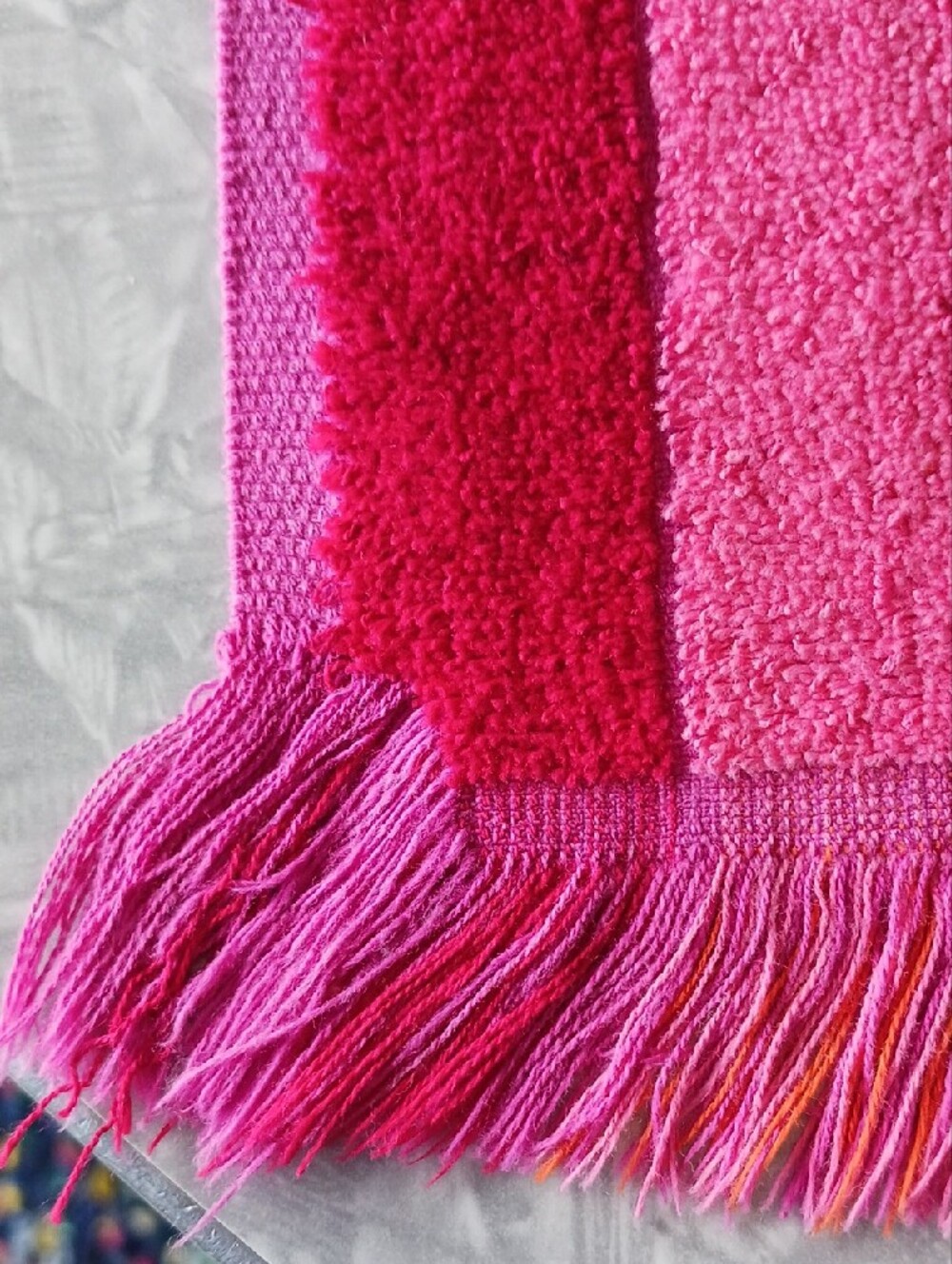 Sears~ 2 Vintage Pink & Orange Towel Sets - Picture 9 of 12